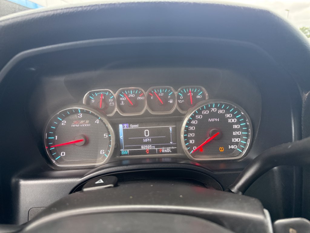 Used 2018 Chevrolet Silverado 1500 LT w/ Texas Edition AWD/4WD image 29