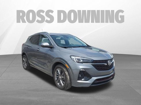 Used 2021 Buick Encore GX Essence w/ Advanced Technology Package FWD image 3