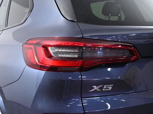 Used 2019 BMW X5 xDrive50i AWD/4WD image 7