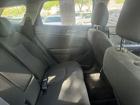Certified 2023 Kia Sportage LX image 9