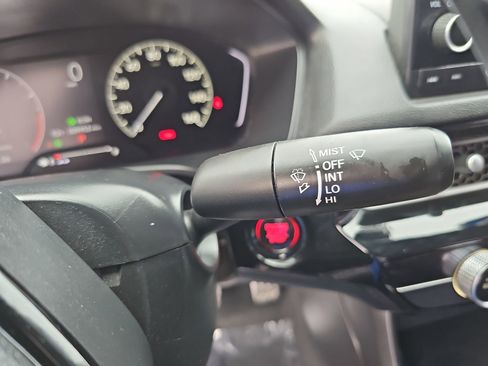 Used 2023 Honda Civic Sport image 18