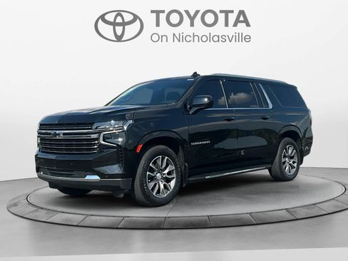 Used 2023 Chevrolet Suburban LT AWD/4WD image 1