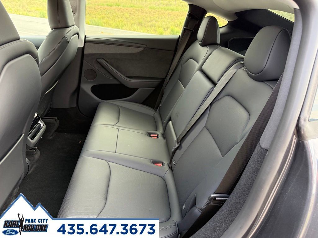 Used 2026 Tesla Model Y AWD image 27