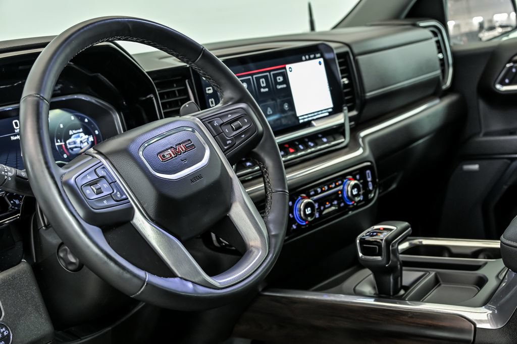Used 2024 GMC Sierra 1500 SLT w/ SLT Premium Plus Package AWD/4WD image 18