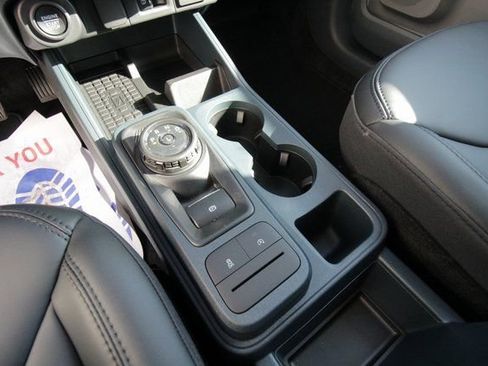 New 2025 Ford Maverick Lariat w/ Black Appearance Package AWD/4WD image 28