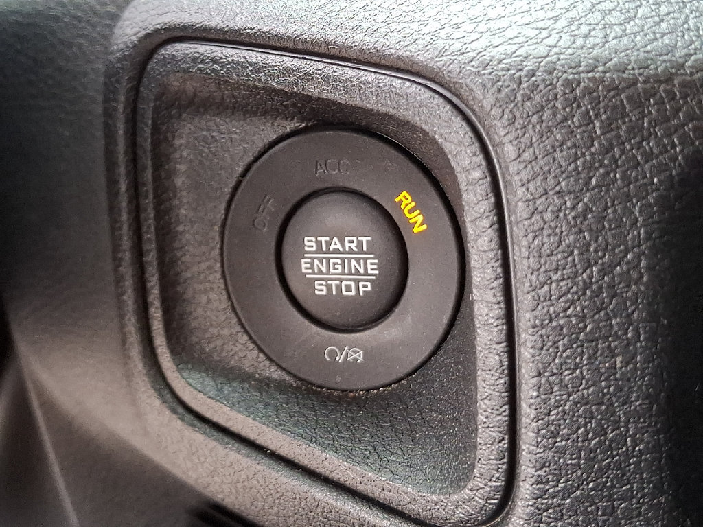 Used 2024 Jeep Wrangler Unlimited AWD/4WD image 27