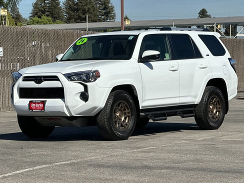 Used 2024 Toyota 4Runner SR5 RWD image 7