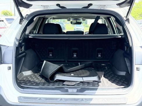 Used 2018 Subaru Outback 2.5i Premium AWD/4WD image 14
