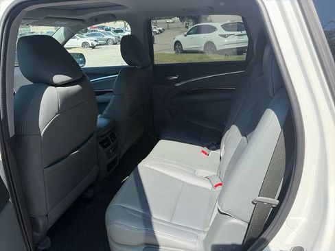 Used 2015 Acura MDX w/ Technology Package AWD/4WD image 9