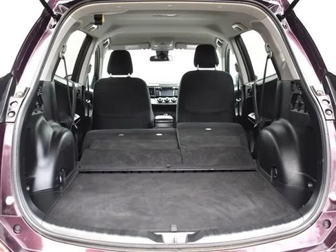 Used 2017 Toyota RAV4 LE w/ All Weather Liner Package AWD/4WD image 28