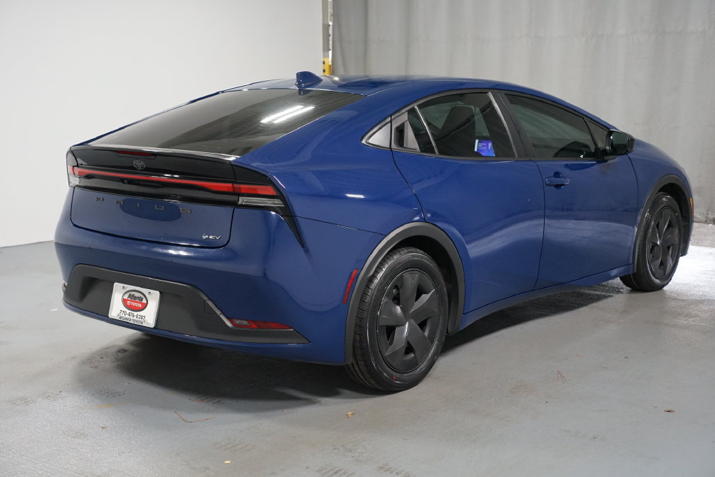 Certified 2024 Toyota Prius LE FWD image 8