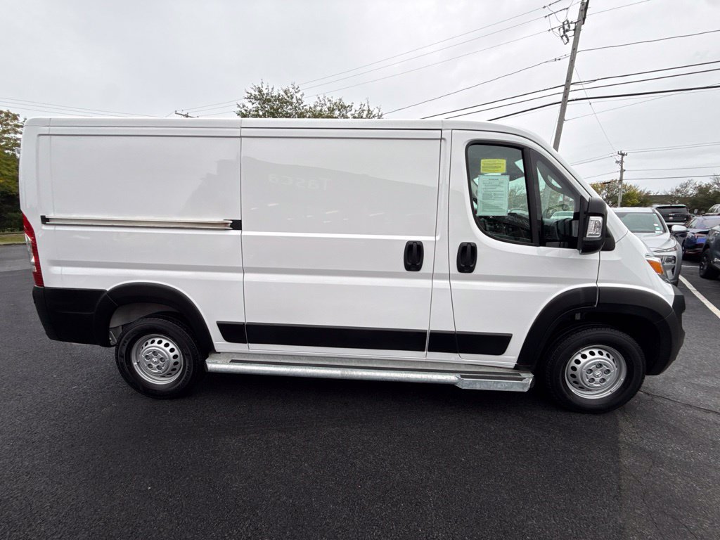 Used 2025 RAM ProMaster 2500 w/ U-Haul Equipment Group FWD image 4