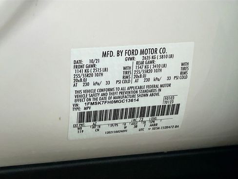 Used 2021 Ford Explorer Limited w/ Equipment Group 301A image 34