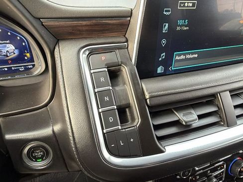 Used 2022 Chevrolet Tahoe LT w/ LT Signature Plus Package image 30