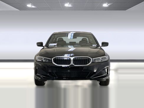 Used 2026 BMW 330i Sedan w/ Premium Package RWD image 5