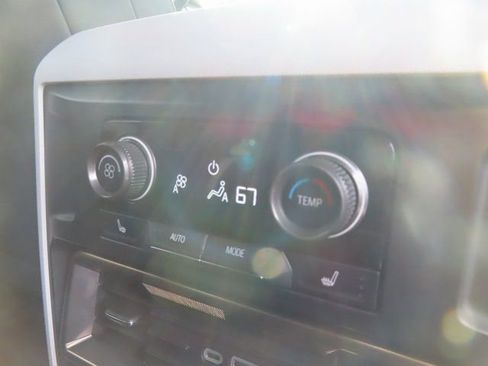 Used 2024 GMC Hummer EV 2X image 46