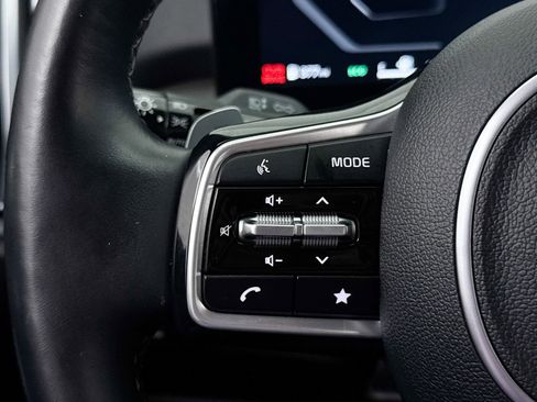 Certified 2024 Kia Sorento SX Prestige image 35