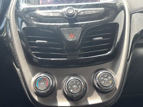 Used 2021 Chevrolet Spark LT FWD image 15