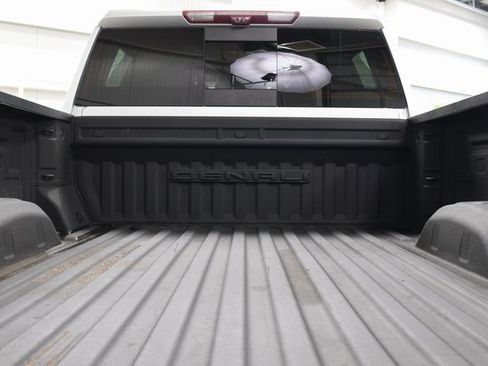 Used 2022 GMC Sierra 3500 Denali w/ Denali Ultimate Package image 26