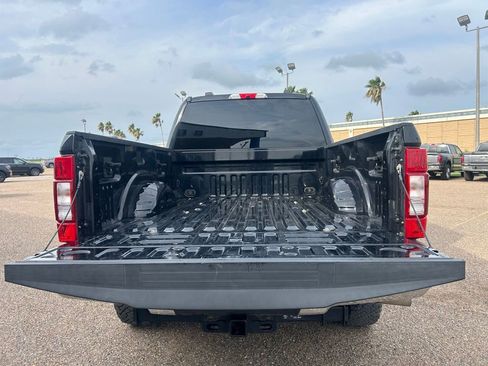 Used 2021 Ford F250 XLT w/ XLT Premium Package AWD/4WD image 9