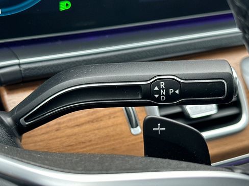 Used 2022 Mercedes-Benz GLS 450 4MATIC w/ AMG Line Exterior image 23