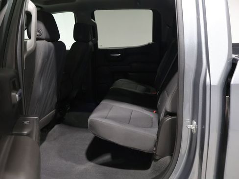 Used 2021 Chevrolet Silverado 1500 Custom Trail Boss AWD/4WD image 17