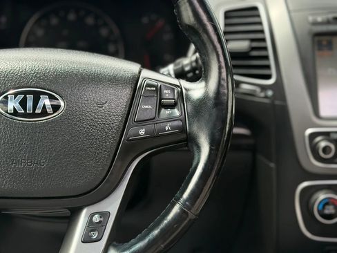 Used 2014 Kia Sorento SX w/ 3rd Row Package AWD/4WD image 46