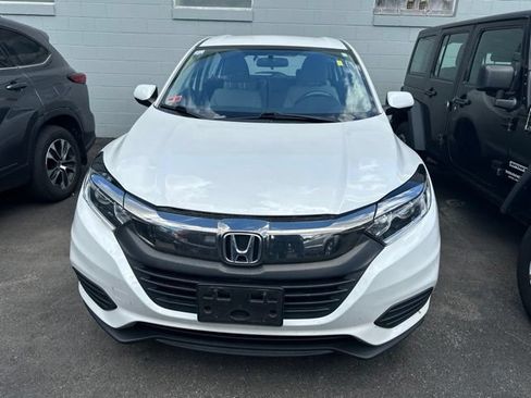 Used 2021 Honda HR-V LX image 2