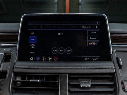 Used 2021 Chevrolet Tahoe Z71 image 25