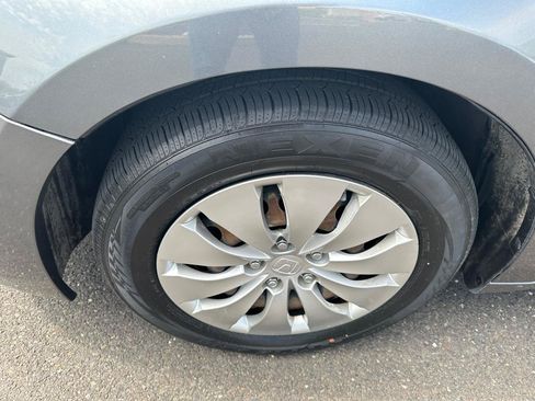 Used 2010 Honda Accord LX image 25