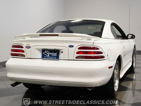 Used 1995 Ford Mustang GT image 11