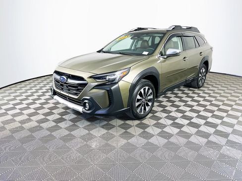 Certified 2023 Subaru Outback Touring XT image 5