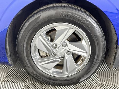 Used 2024 Hyundai Elantra SE FWD image 61