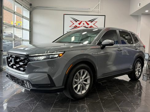 Used 2025 Honda CR-V EX-L image 3