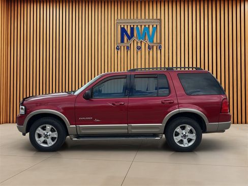 Used 2004 Ford Explorer Eddie Bauer AWD/4WD image 33