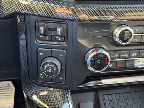 Used 2024 Ford F150 Lariat w/ Equipment Group 502A High image 22