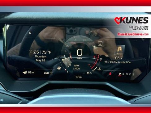 New 2026 GMC Acadia Elevation w/ Black Edition AWD/4WD image 4