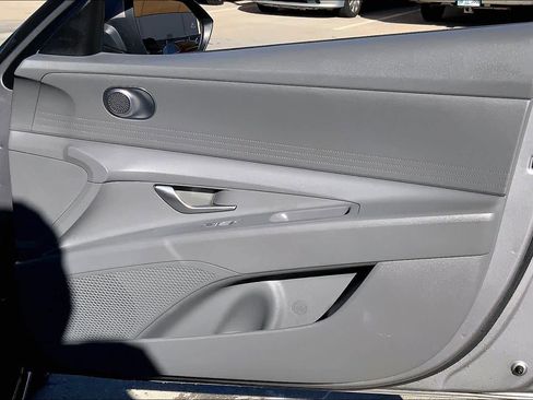 Certified 2024 Hyundai Elantra SEL image 23