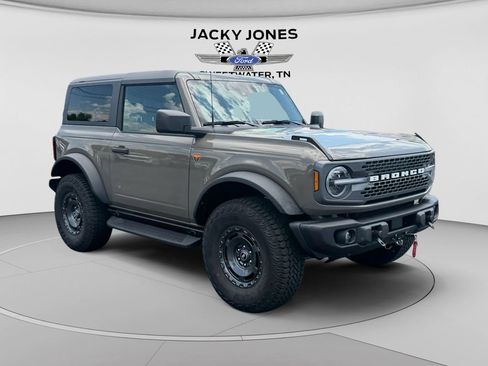 Used 2025 Ford Bronco Badlands w/ Sasquatch Package AWD/4WD image 7