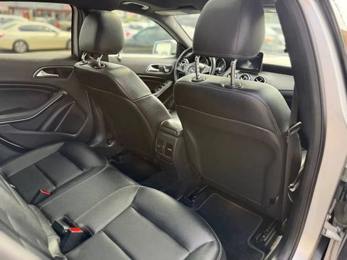 Used 2018 Mercedes-Benz GLA 250 w/ Premium Package image 36