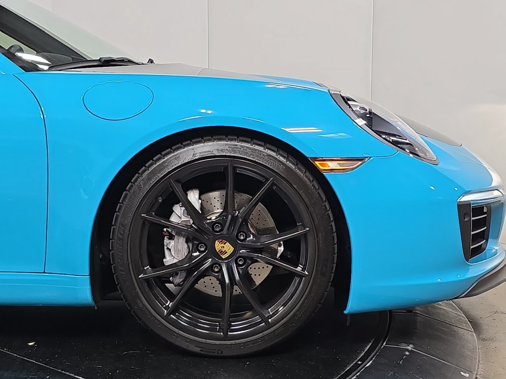 Used 2018 Porsche 911 Carrera T RWD image 11