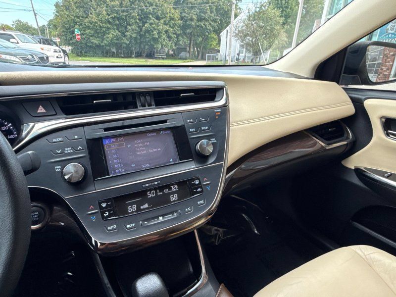 Used 2013 Toyota Avalon XLE Premium FWD image 24