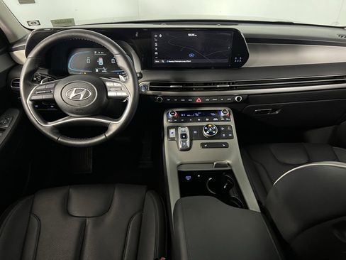 Used 2025 Hyundai Palisade SEL image 11