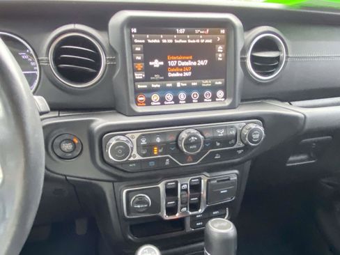 Certified 2023 Jeep Wrangler Sahara w/ Cold Weather Group image 37