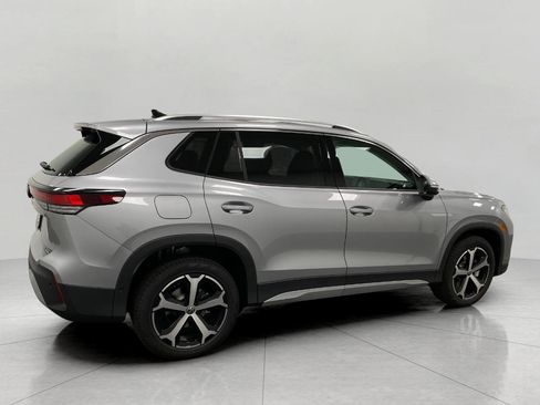 New 2025 Volkswagen Tiguan SE image 2