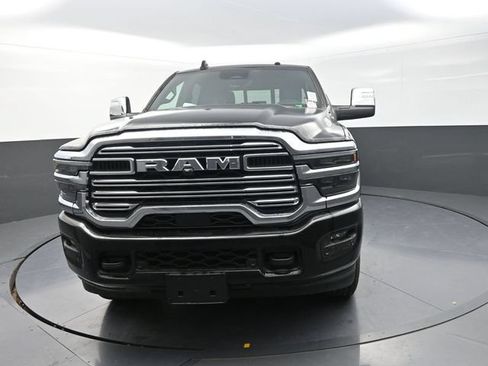 New 2026 RAM 2500 Laramie AWD/4WD image 5