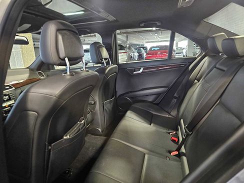 Used 2013 Mercedes-Benz C 300 Sport image 32