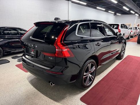 Used 2019 Volvo XC60 T5 Momentum w/ Multimedia Package AWD/4WD image 13
