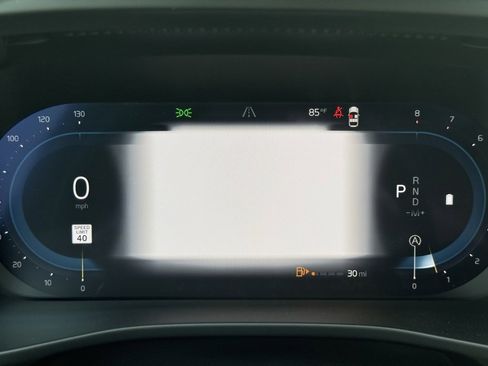 New 2025 Volvo XC40 B5 Ultra w/ Climate Package image 15