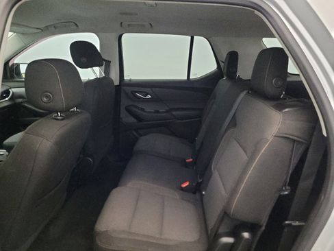 Used 2018 Chevrolet Traverse LS FWD image 18